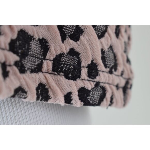 Animal Print  Poly/Spandex Crop‎ Blouse - Picture 5 of 10